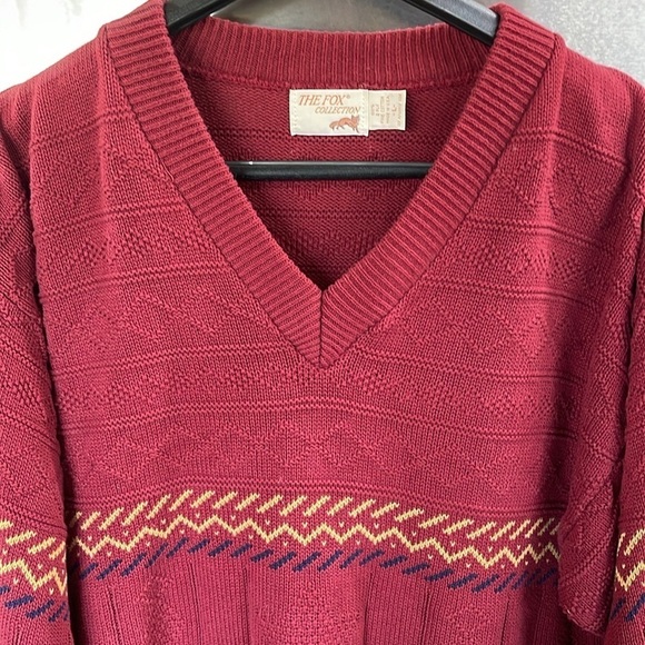 THE  fox collection v-neck long‎ sleeve sweater burgundy w/ designs men’s L - Picture 8 of 8